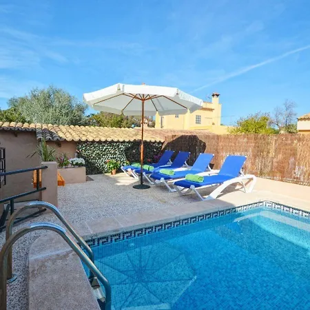 Schoene Mit Pool Und Garten * El Toro (Mallorca)
